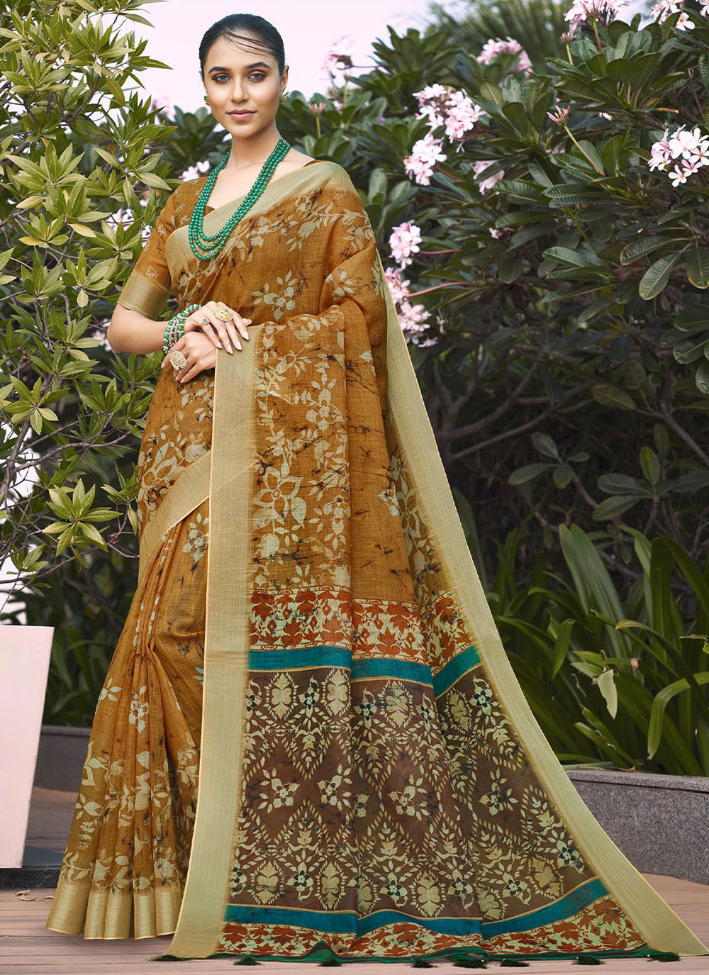 Multi Color Classic Saree In Linen