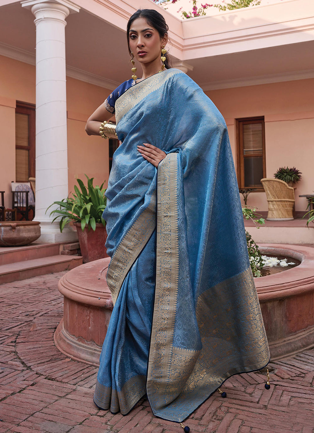 Weaving Work Viscose Classic Sari In Blue For Ceremonial