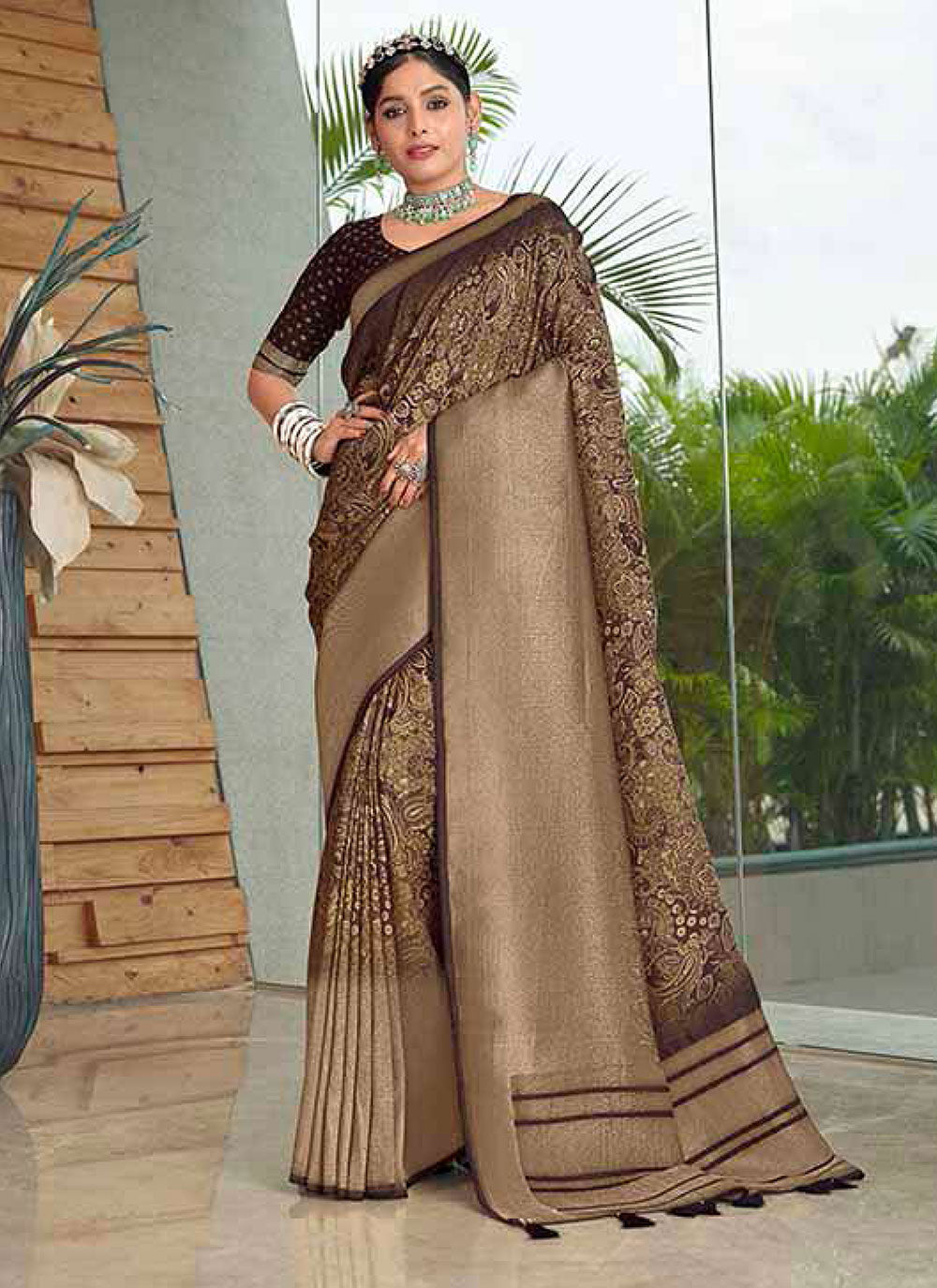 Silk Trendy Saree With Abstract Print Work