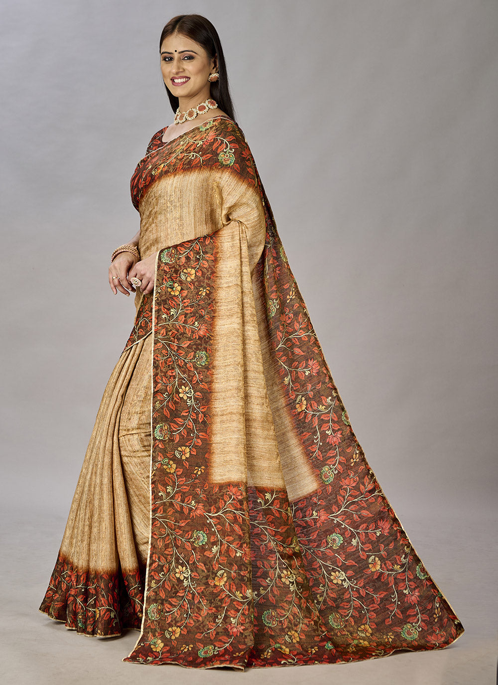 Classic Designer Saree For Mehndi
