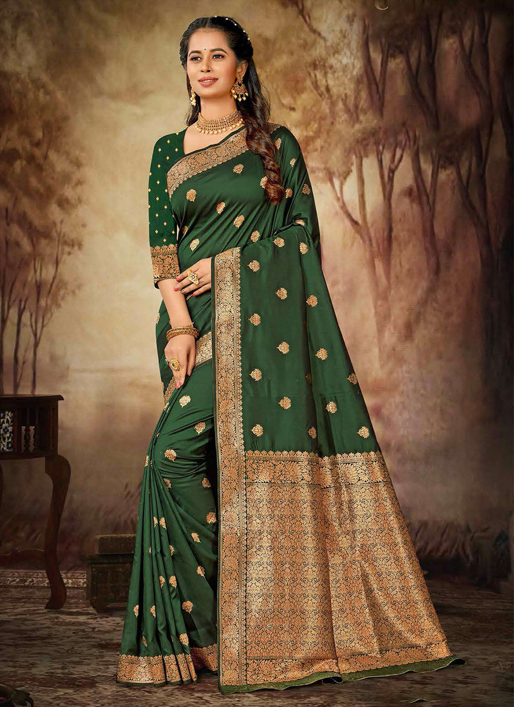 Woven Work Silk Classic Sari In Green