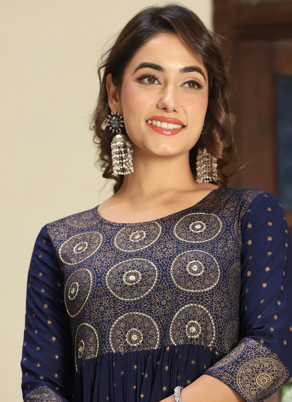 Viscose Casual Kurti With Embroidered And Print Work