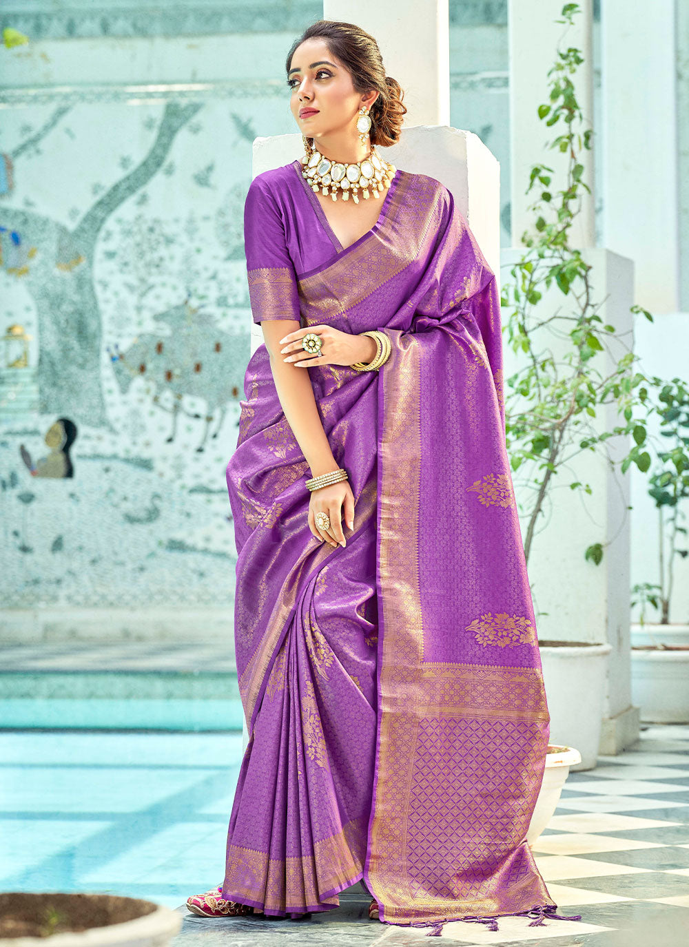 Woven Kanjivaram Silk Trendy Saree