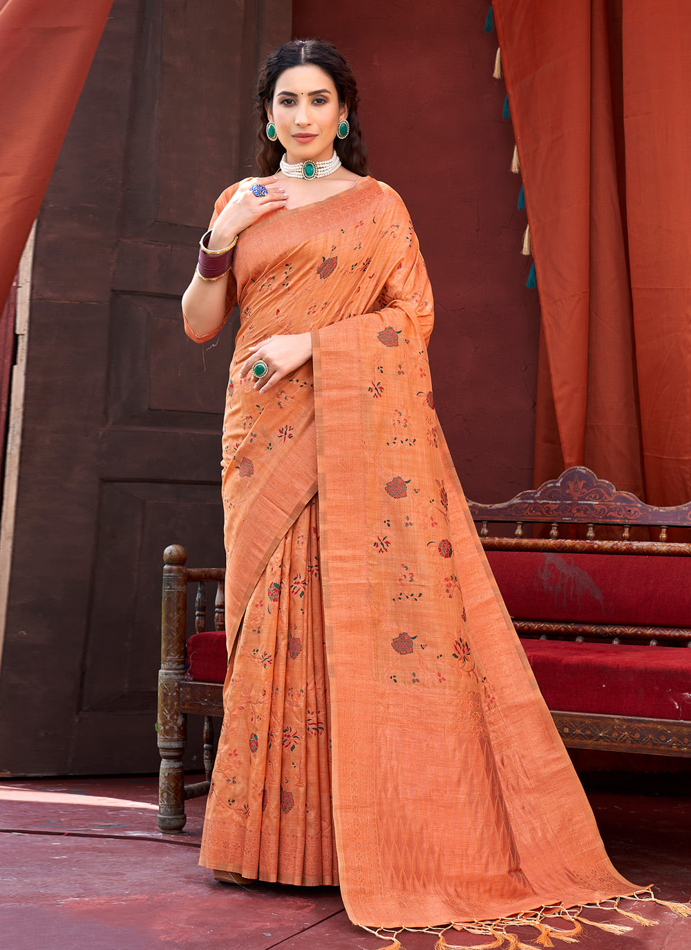 Weaving Classic Saree In Peach