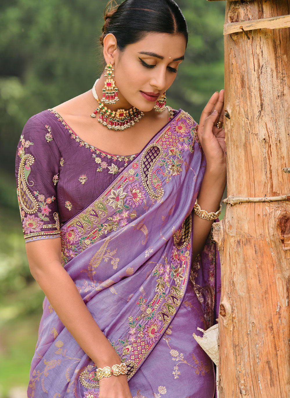 Embroidered Work Silk Contemporary Saree In Lavender For Engagement