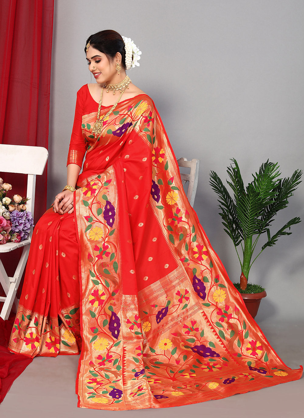 Silk Traditional Saree In Red