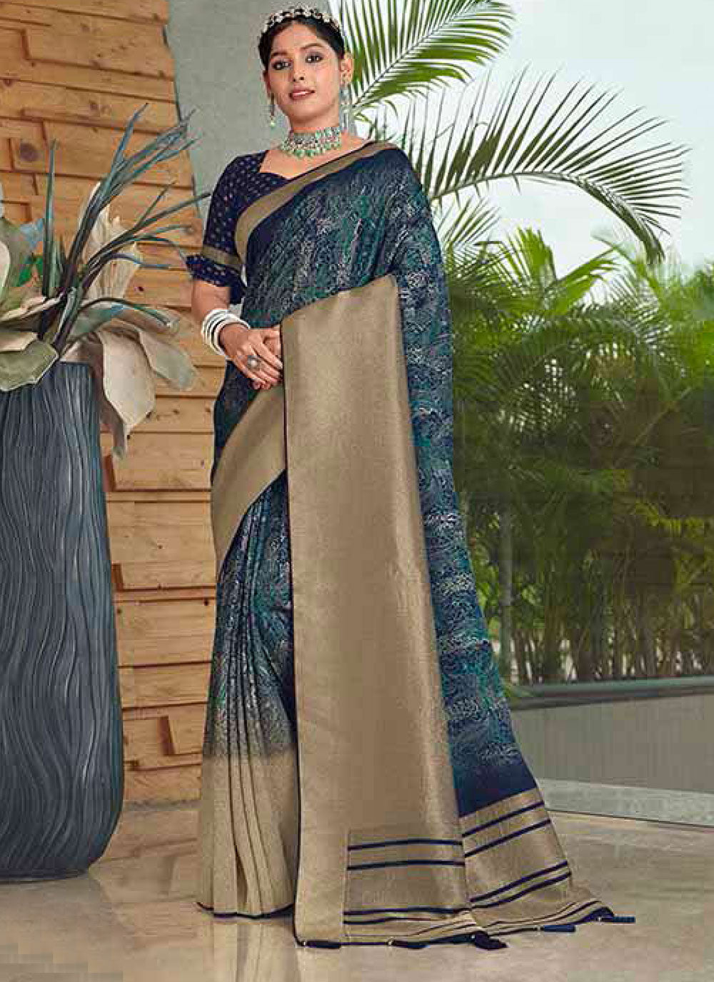 Blue Silk Classic Saree With Abstract Print Work