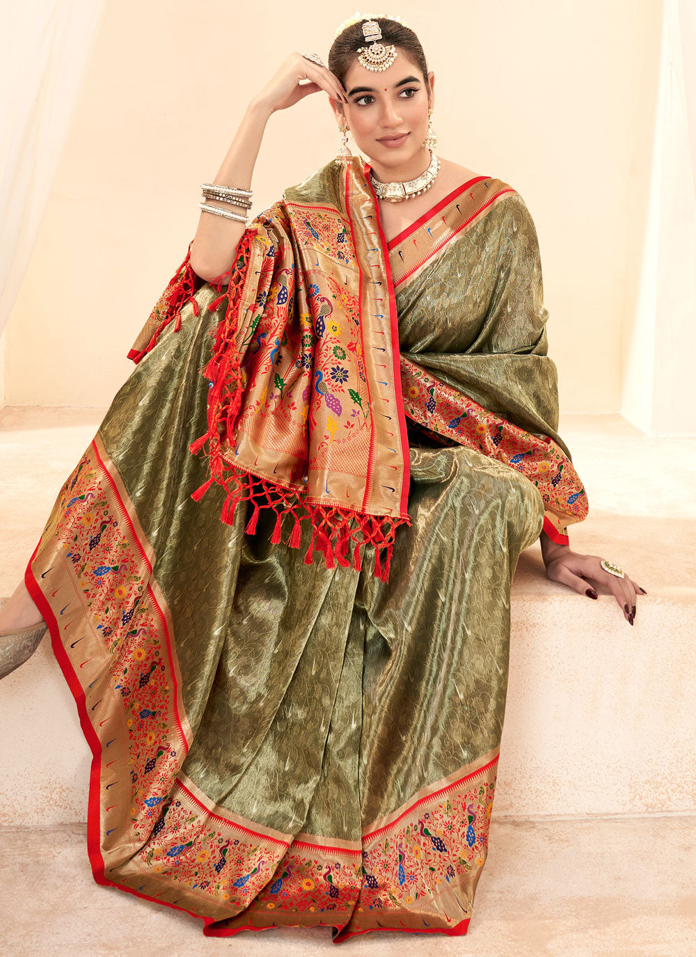 Handloom Silk Contemporary Saree In Green
