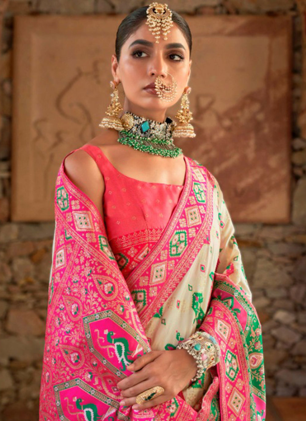 Transcendent White Banarasi Silk Classic Saree With Weaving And Zari Work