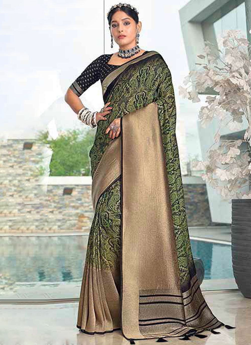 Abstract Print Work Silk Contemporary Saree In Green
