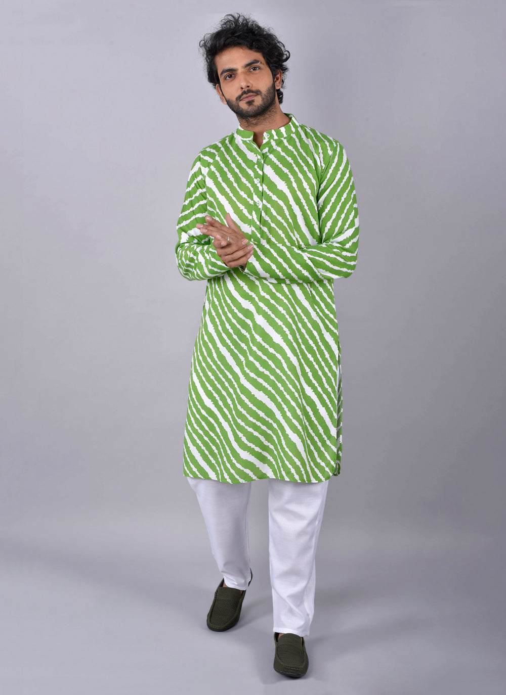 Kurta Pyjama In Green