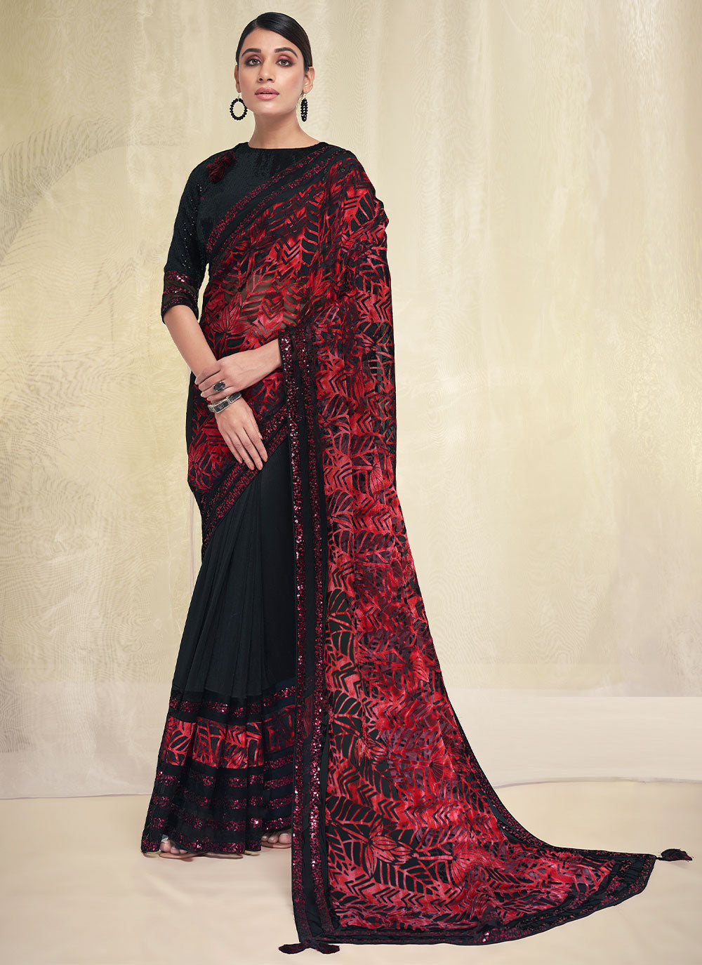 Traditional Saree In Applique Work