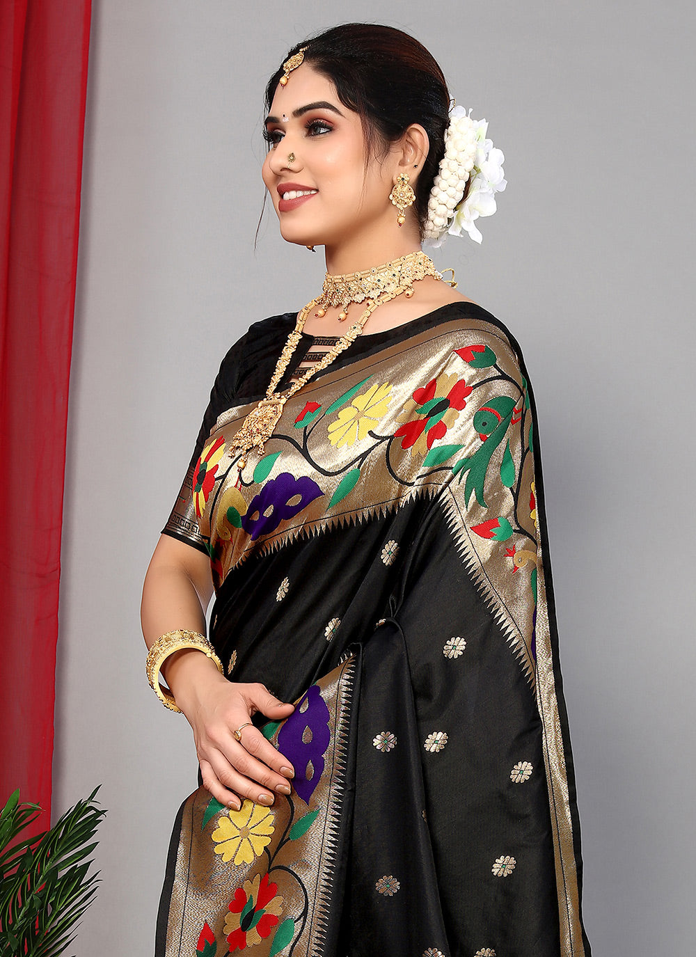 Traditional Saree In Black