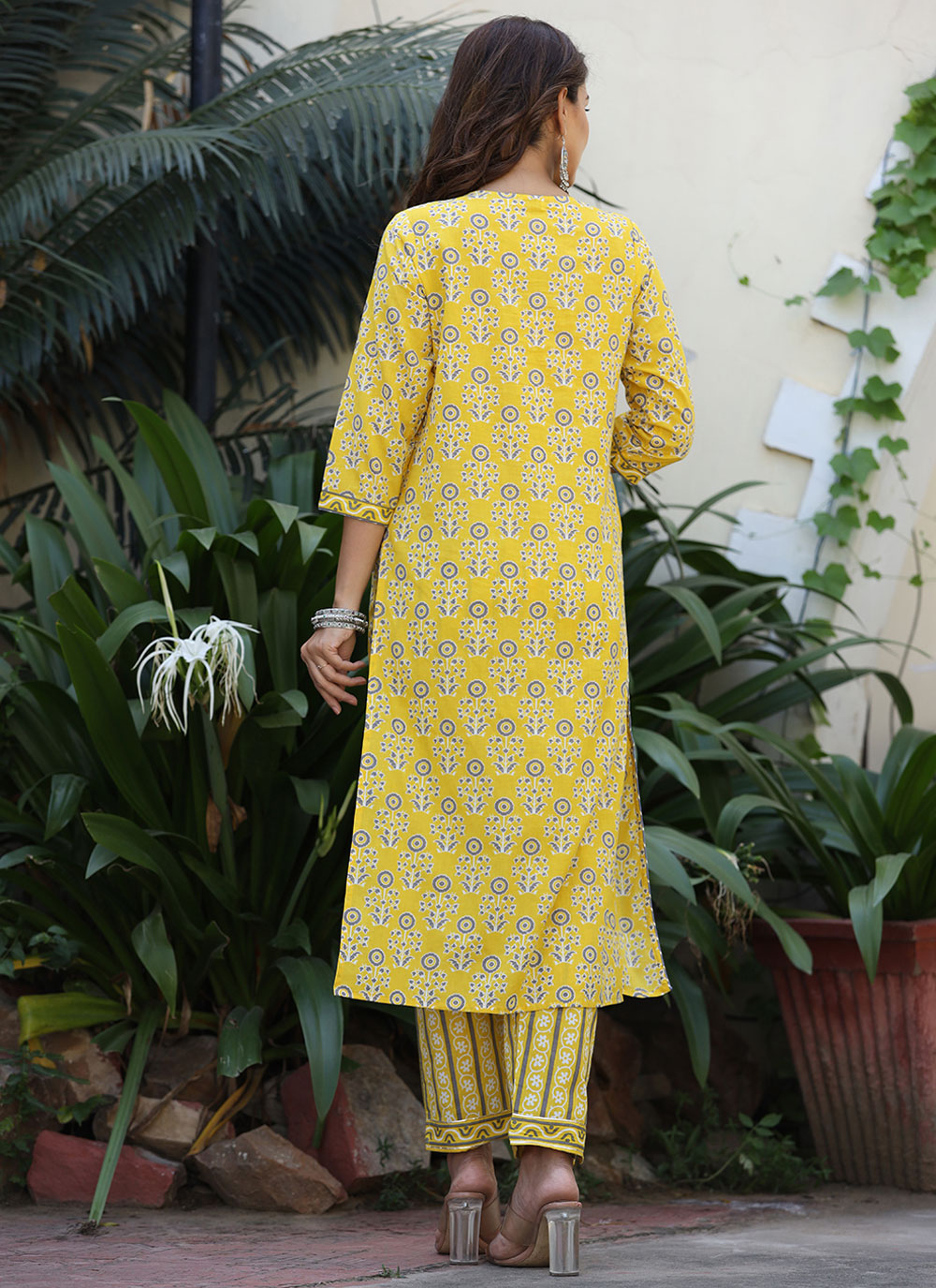 Floral Print Straight Salwar Suit