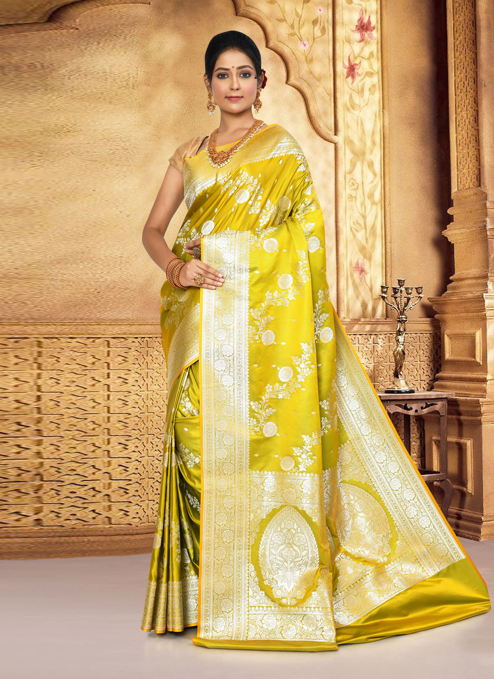Trendy Saree In Yellow