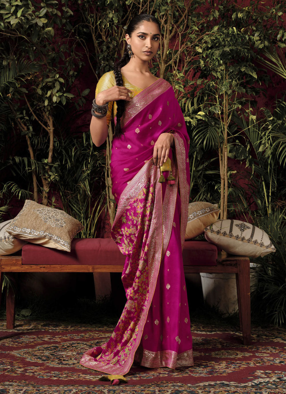 Pink Silk Contemporary Sari With Weaving And Zari Work For Women