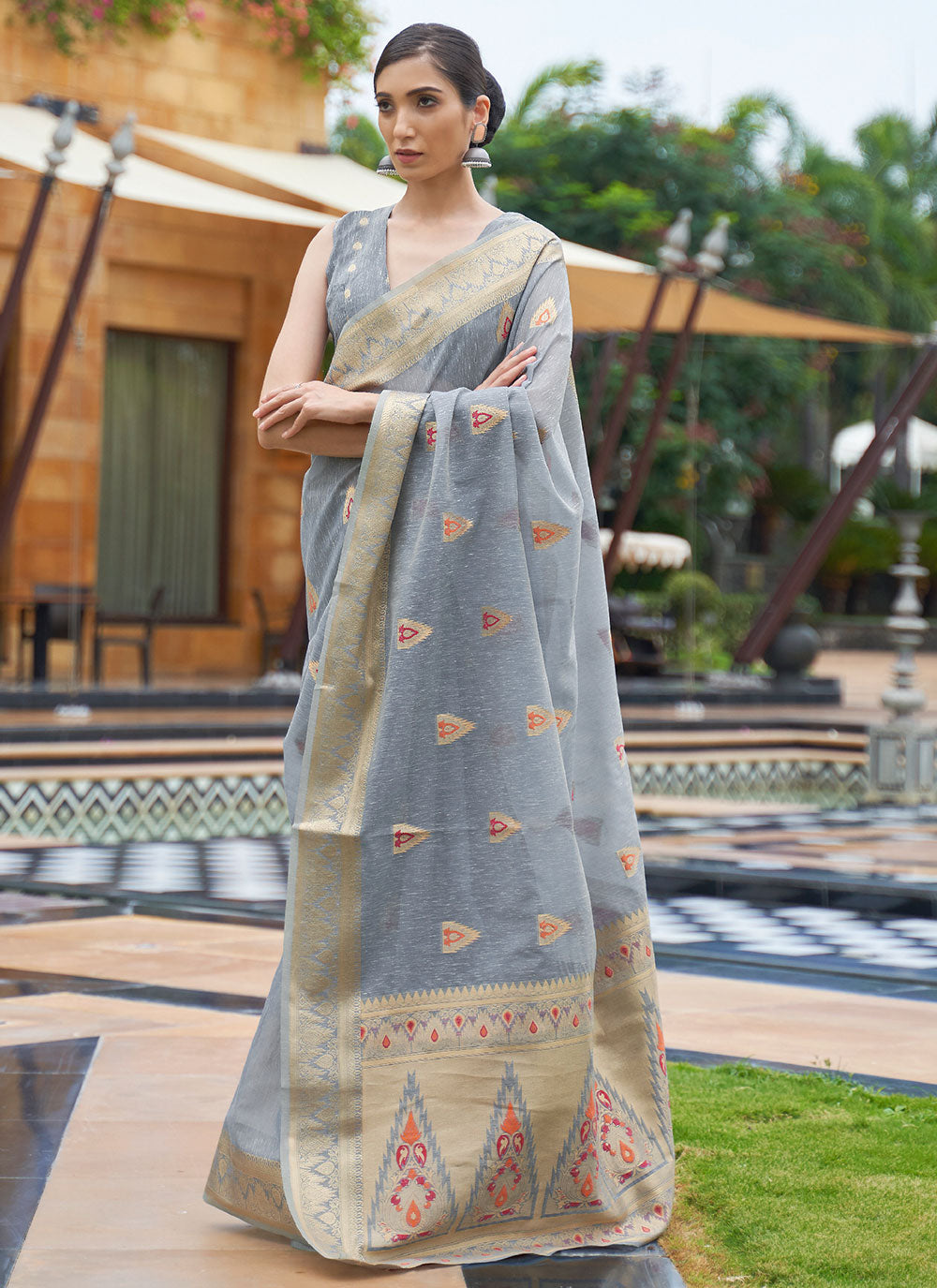 Grey Linen Weaving Classic Saree