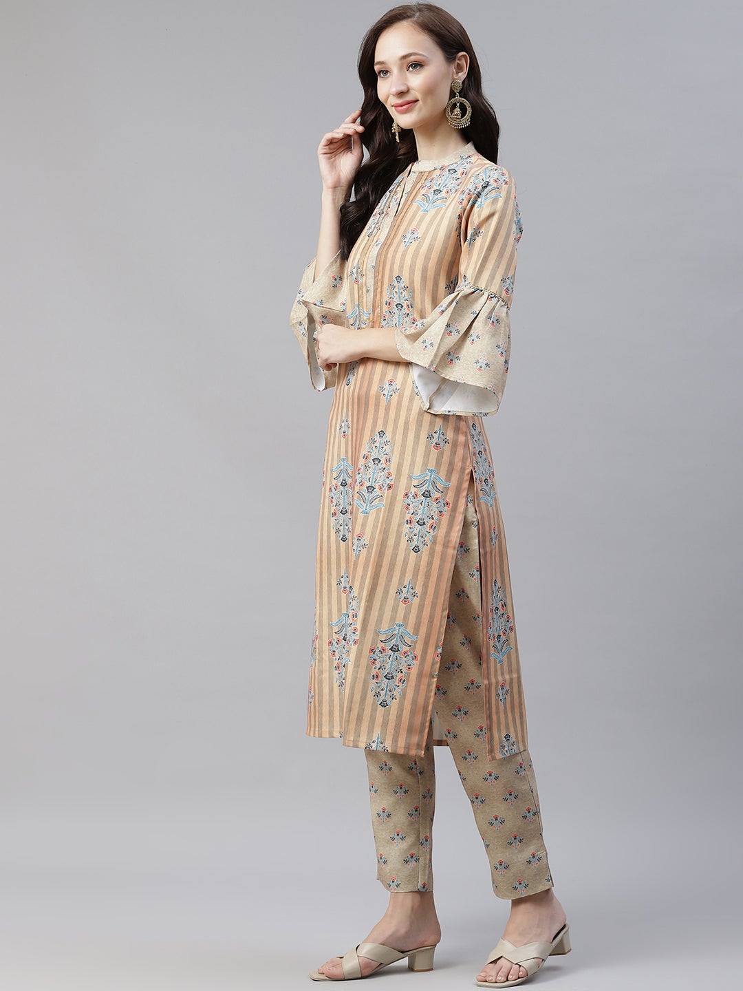 Mindhal Women's Mustard Color Digital Printed Straight Kurta,Pant And Dupatta Set
