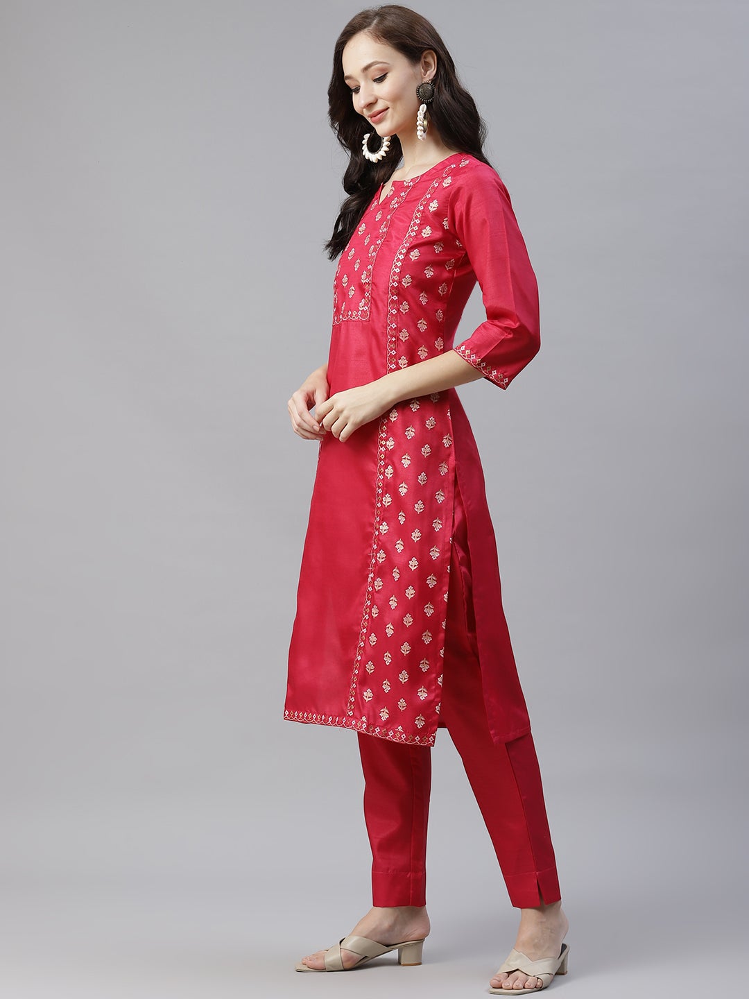 Mindhal Women's Pink Color Foil Printed Straight Kurta And Pant Set