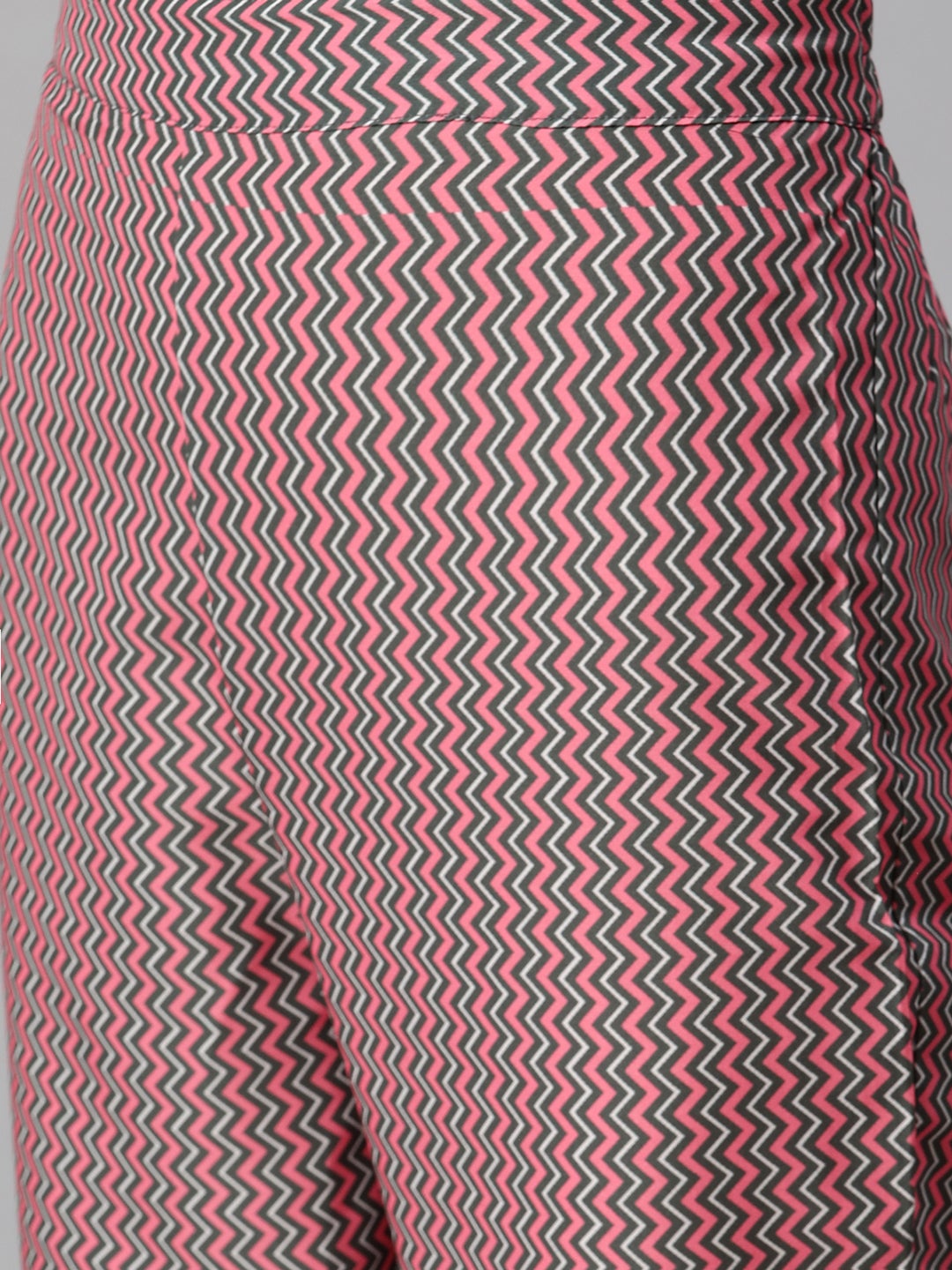 Mindhal Women's Grey Color Screen Print Straight Kurta And Pant Set