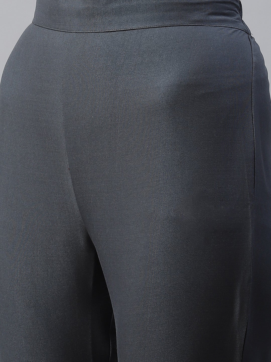 Mindhal Women's Dark Grey Color Digital Printed Straight Kurta And Pant Set