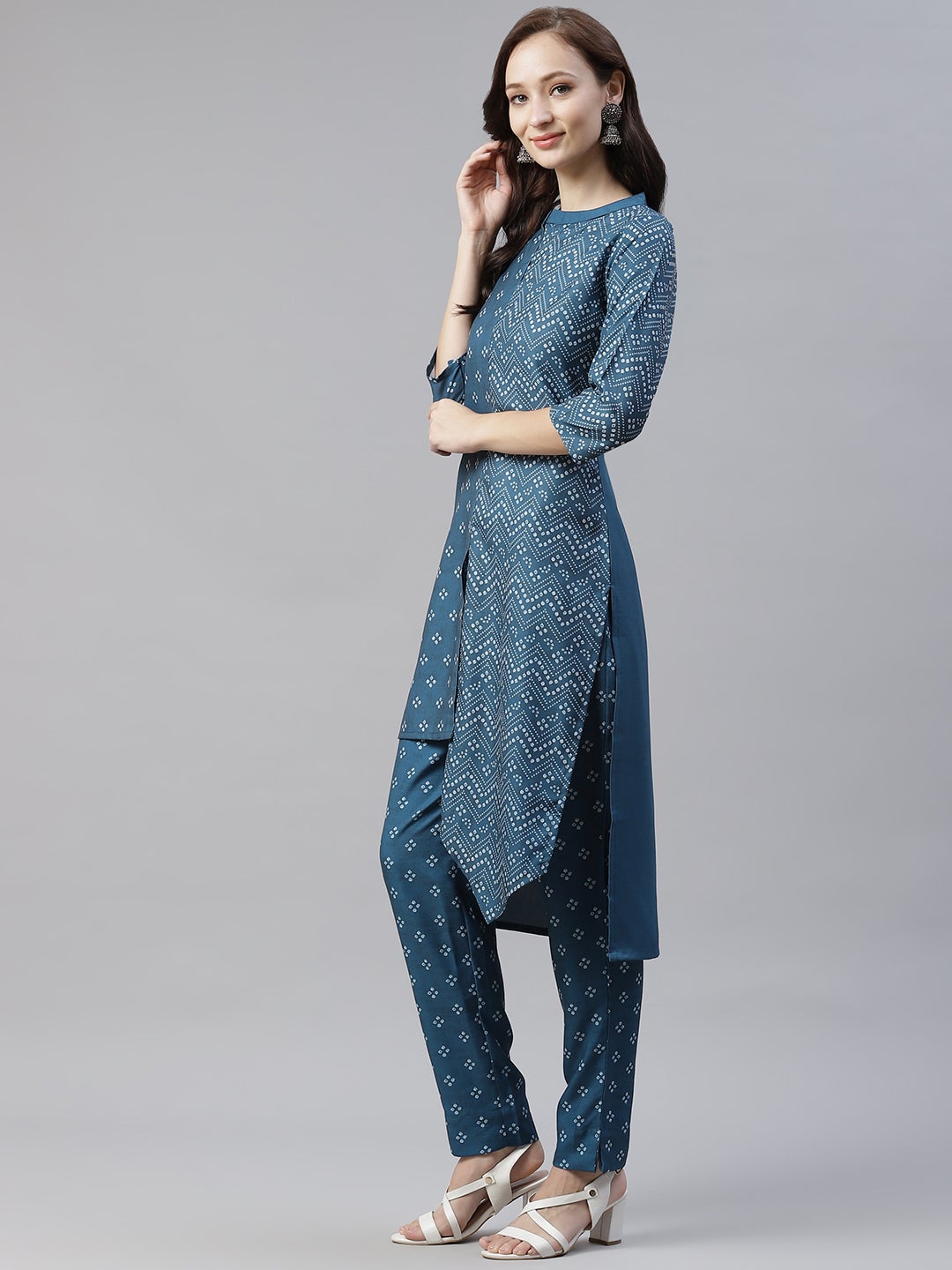 Mindhal Women's Blue Color Digital Printed Asymmetrical Kurta And Pant Set