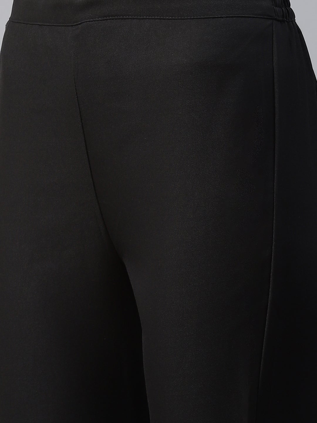 Mindhal Women's Black Color Digital Printed Straight Kurta And Pant Set