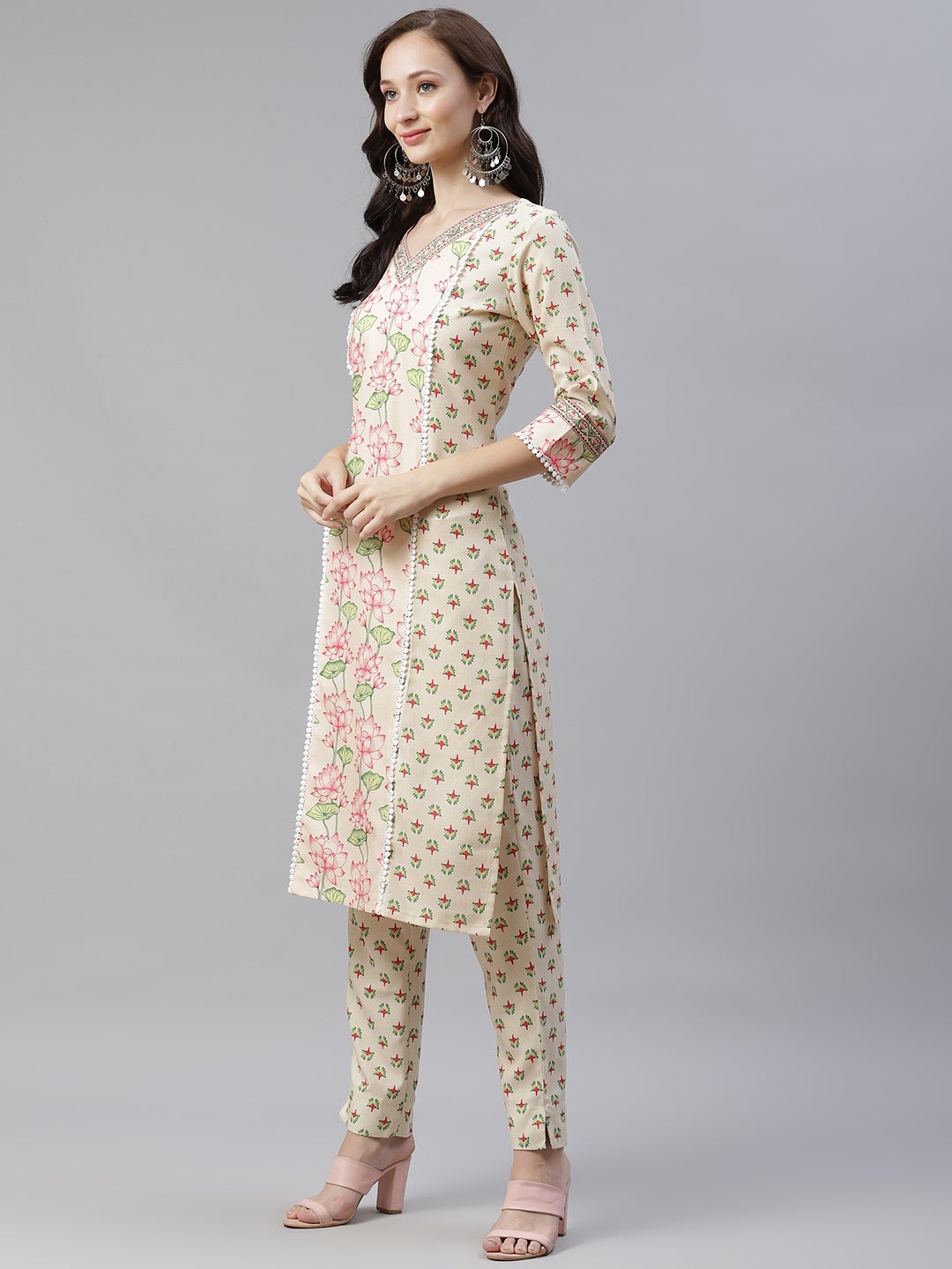 Mindhal Women's Cream Color Digital Printed Straight Kurta,Pant And Dupatta Set
