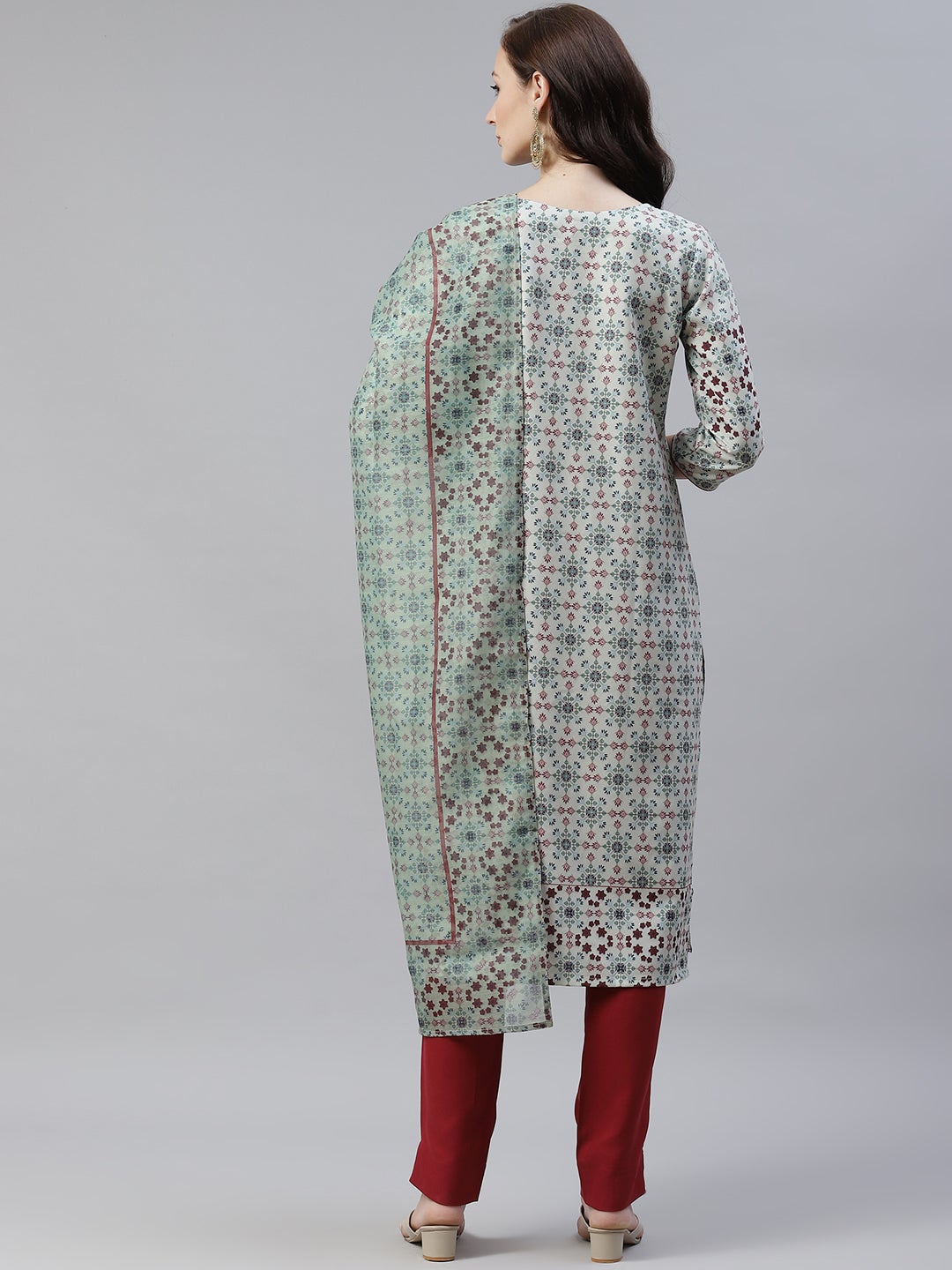 Mindhal Women's Light Green Color Digital Printed Straight Kurta,Pant And Dupatta Set