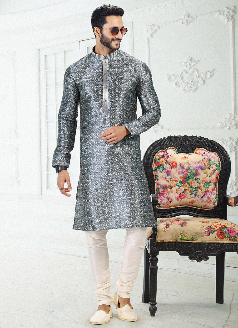 Banarasi Silk Digital Print Kurta Pyjama in Grey