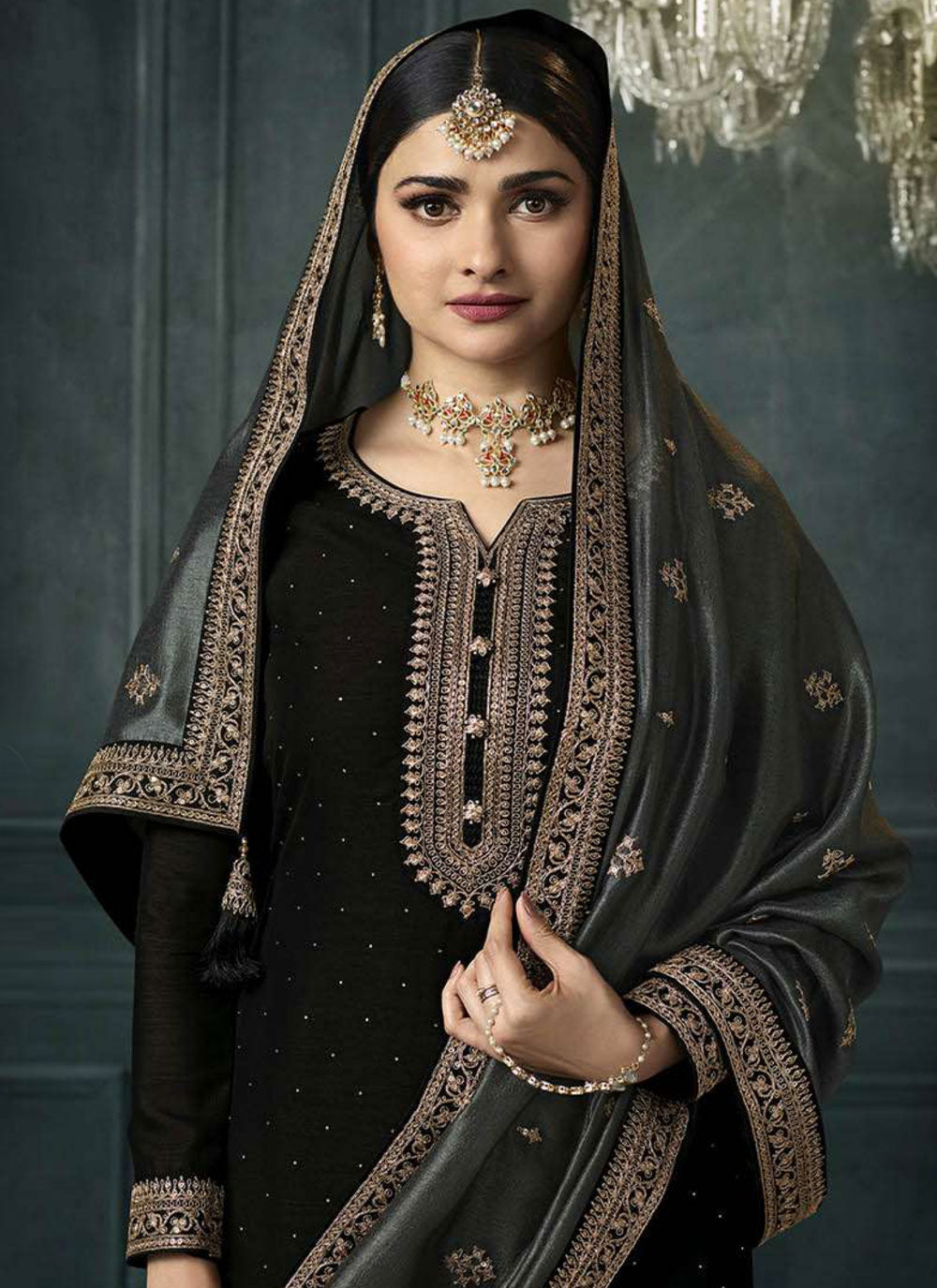 Georgette Pakistani Salwar Kameez In Black