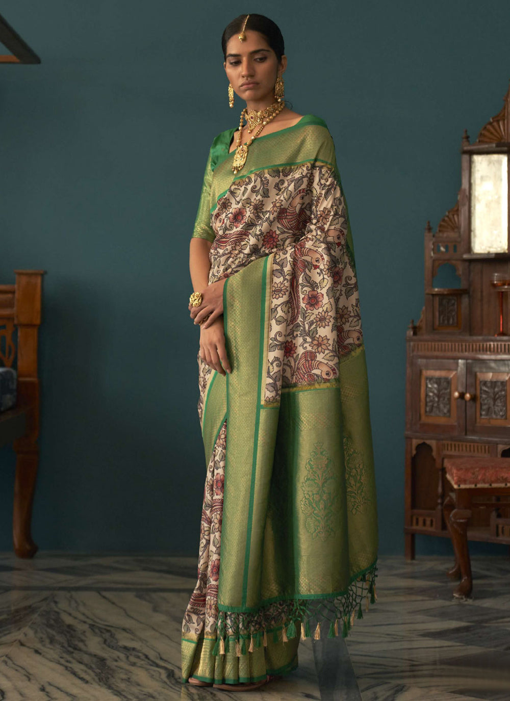 Tussar Silk Green Classic Saree For Festival