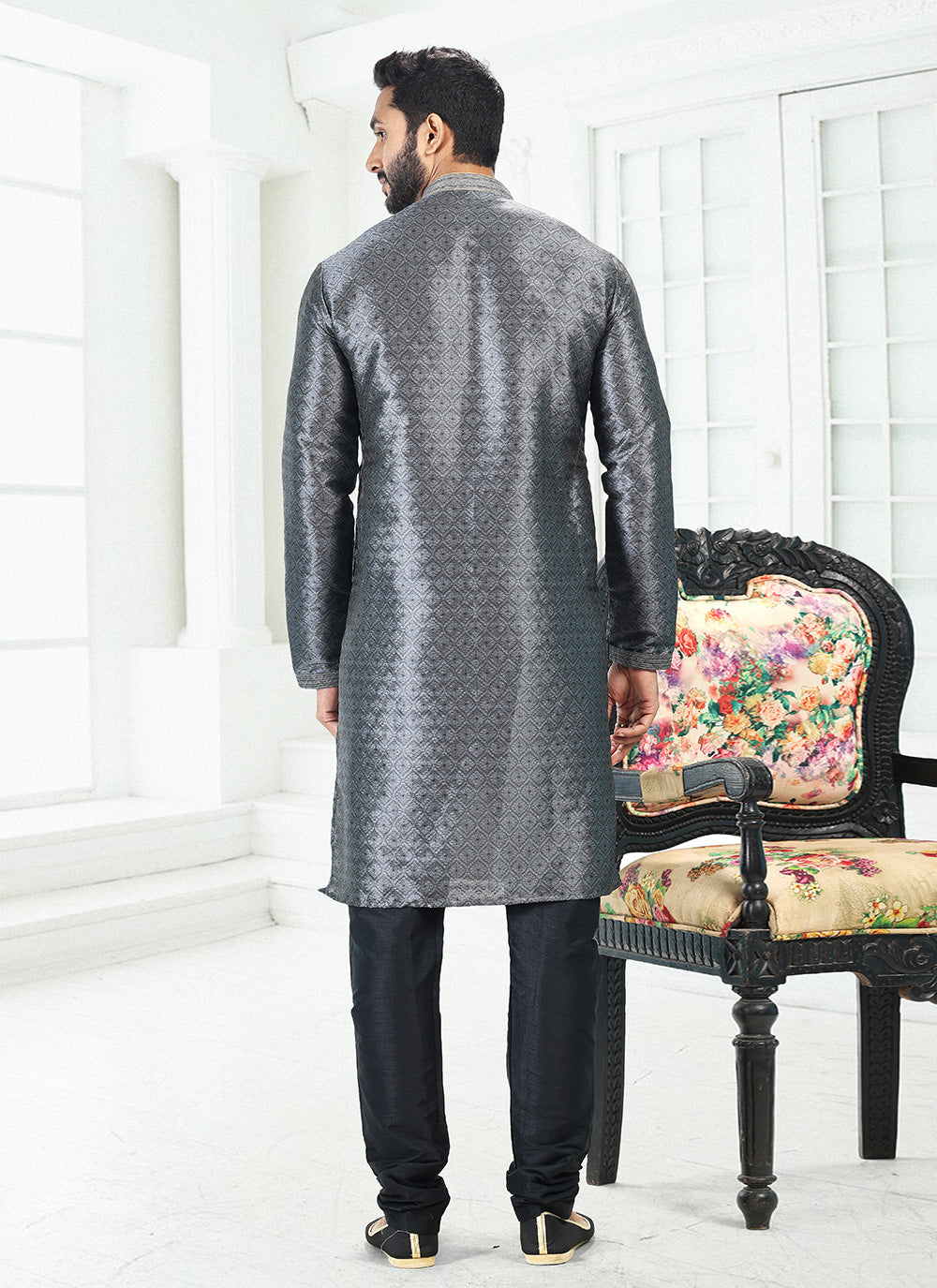 Kurta Pyjama Digital Print Banarasi Silk in Grey