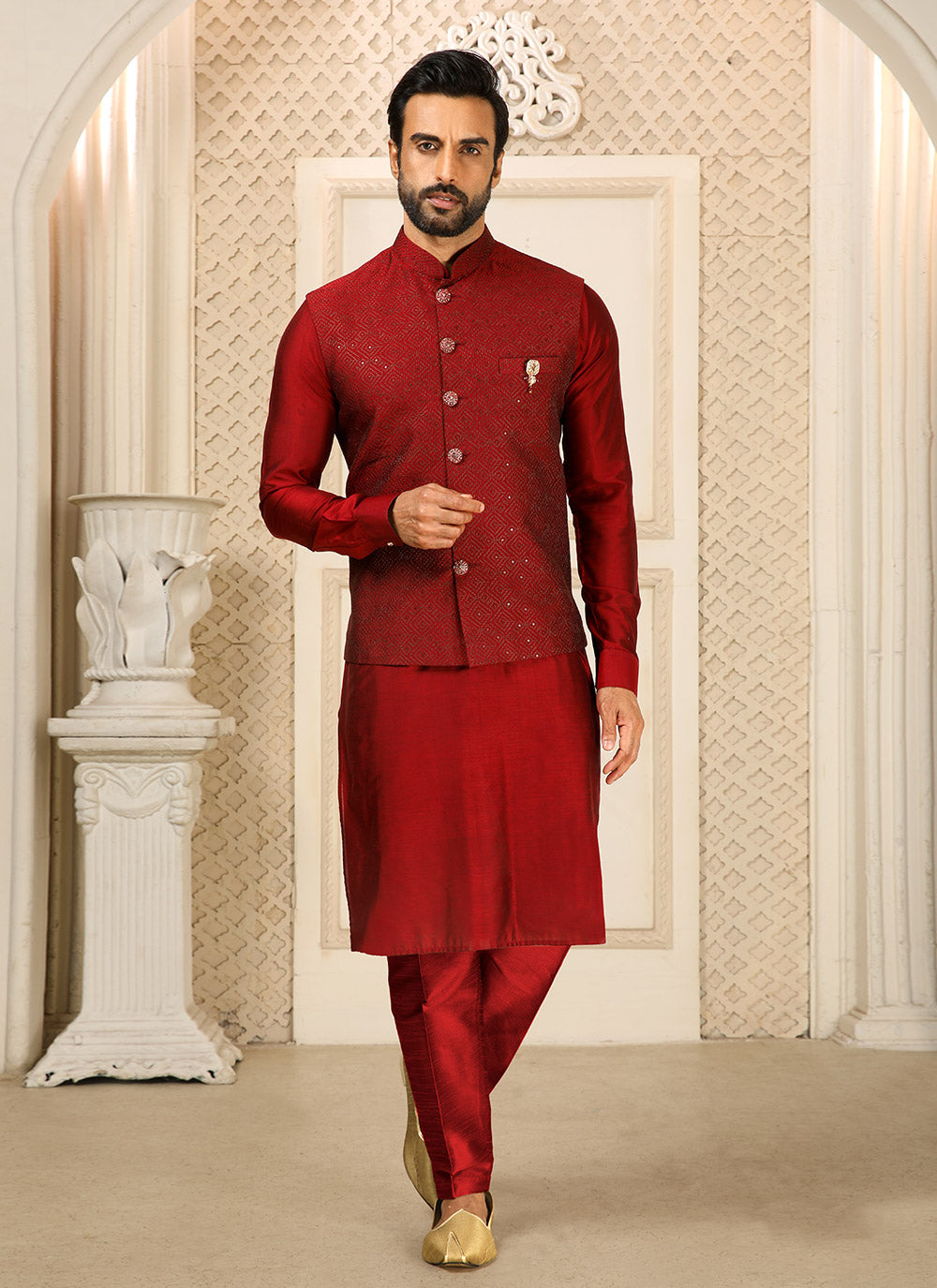 Art Banarasi Silk Kurta Pajama With Jacket In Maroon Color