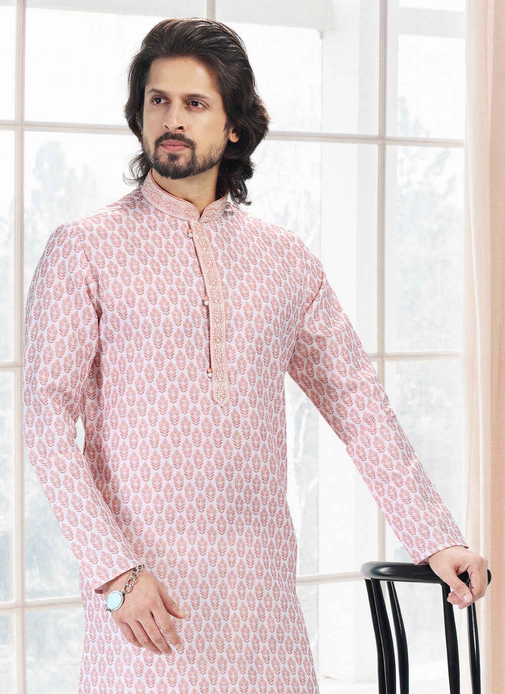 Thread Work Cotton Kurta Pyjama In Pink