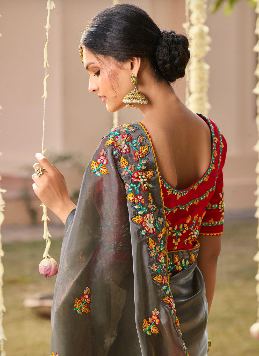 Traditional Saree In Grey