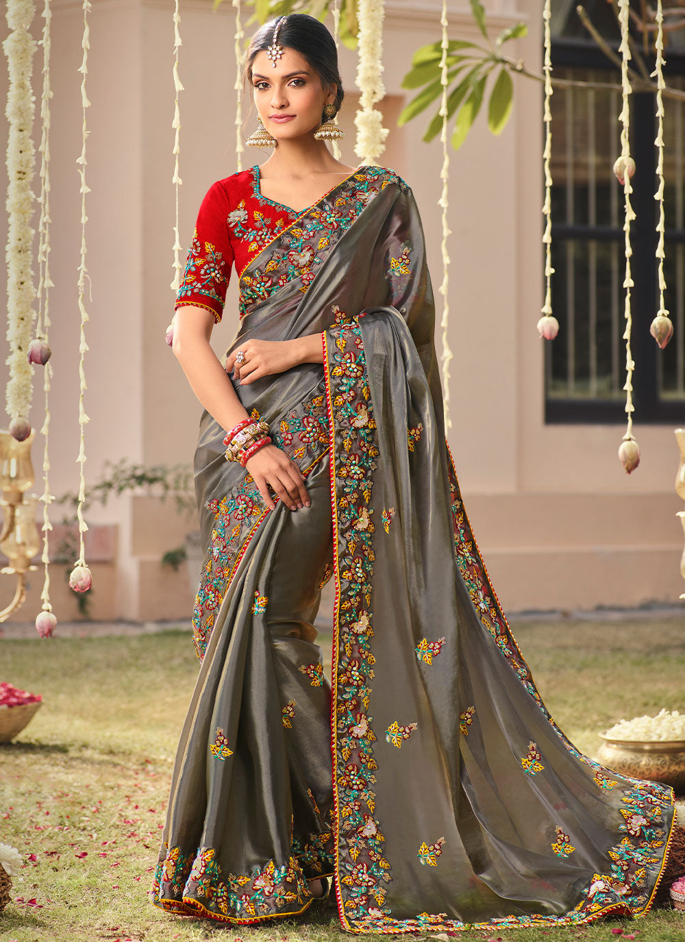 Traditional Saree In Grey