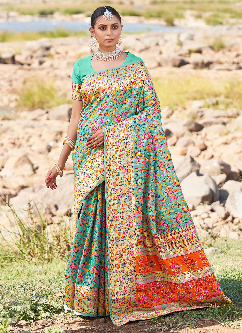 Classic Weaving Silk Saree in Green